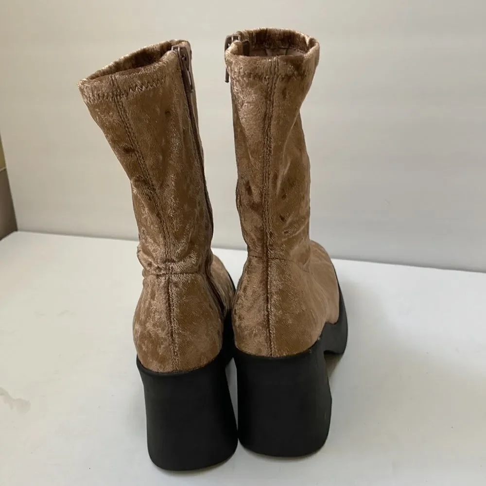 NEW WITHOUT TAGS STEVE‎ MADDEN KLAYTON PLATFORM BOOTIES IN BROWN CRUSHED VELVET - Picture 4 of 11